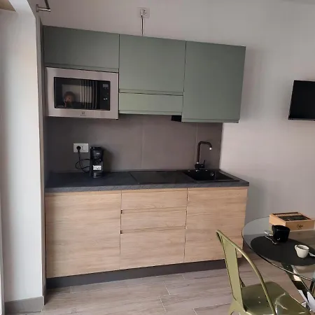 111 Διαμέρισμα *