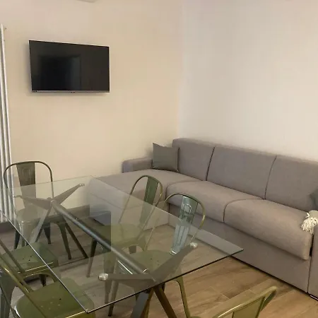 Διαμέρισμα 111 *